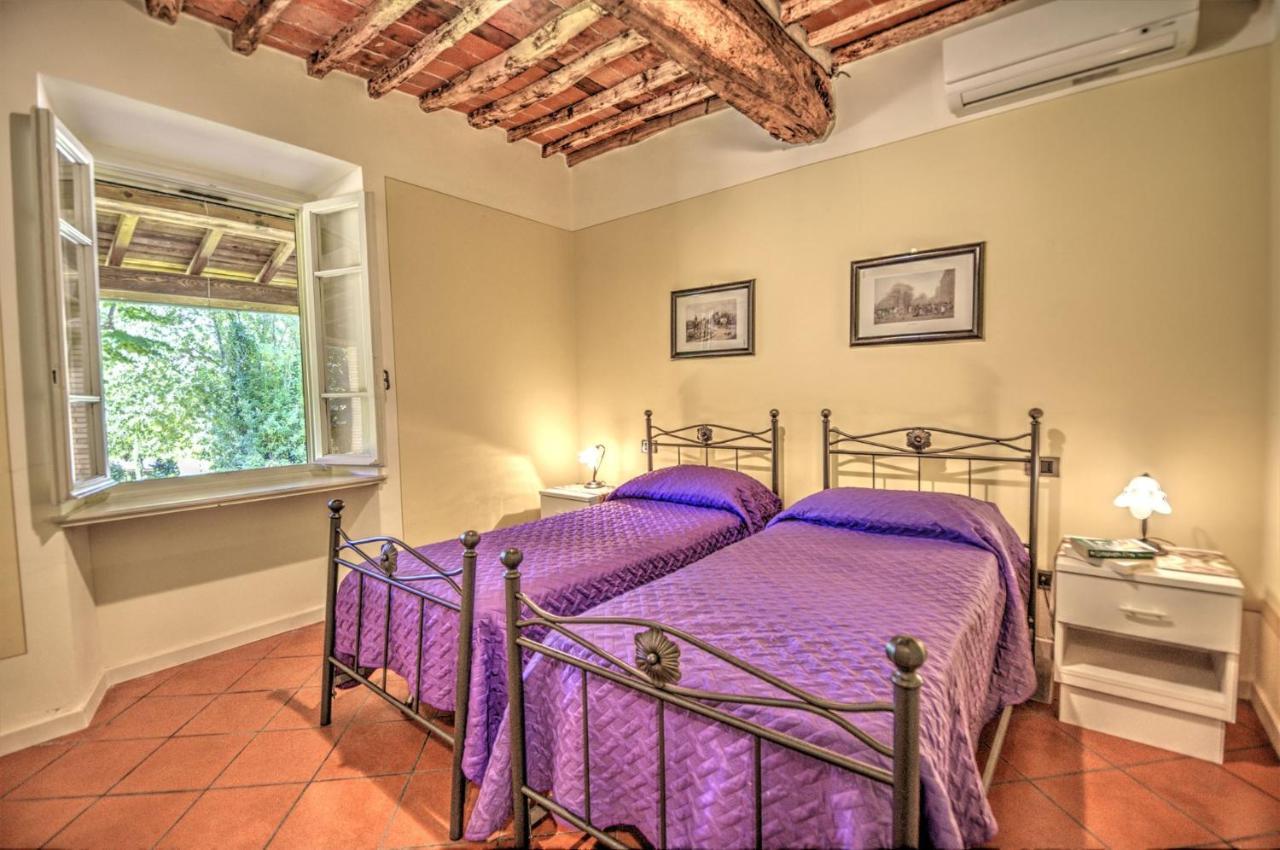 Lucca Cycling Holidays Il Tiglio Rooms SantʼAndrea di Compito Extérieur photo