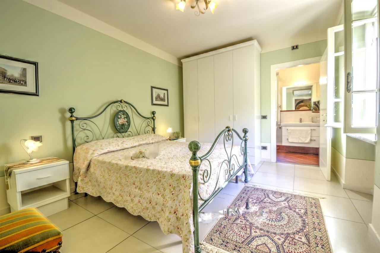 Lucca Cycling Holidays Il Tiglio Rooms SantʼAndrea di Compito Extérieur photo