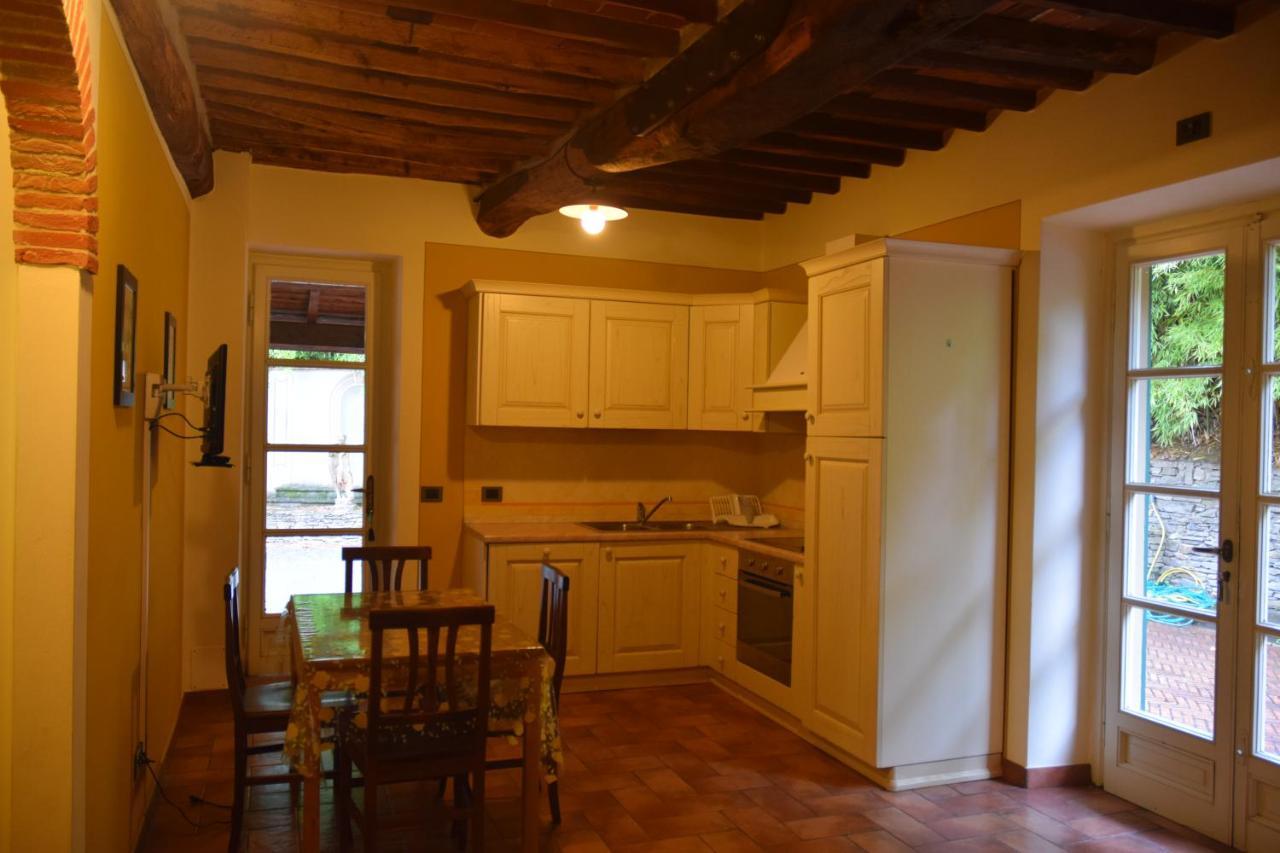 Lucca Cycling Holidays Il Tiglio Rooms SantʼAndrea di Compito Extérieur photo
